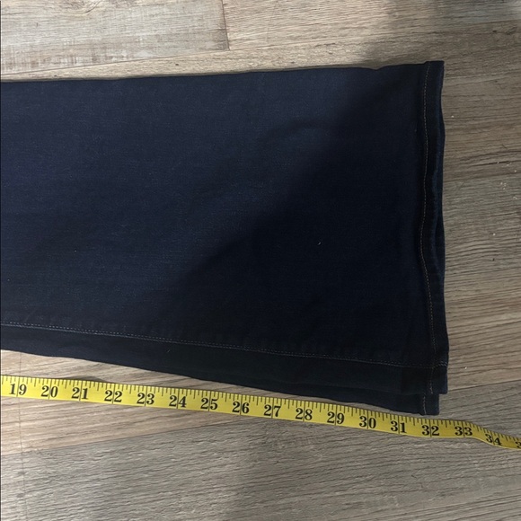 Express Women 70s Flare Dark Blue Jean 4R - Picture 7 of 7